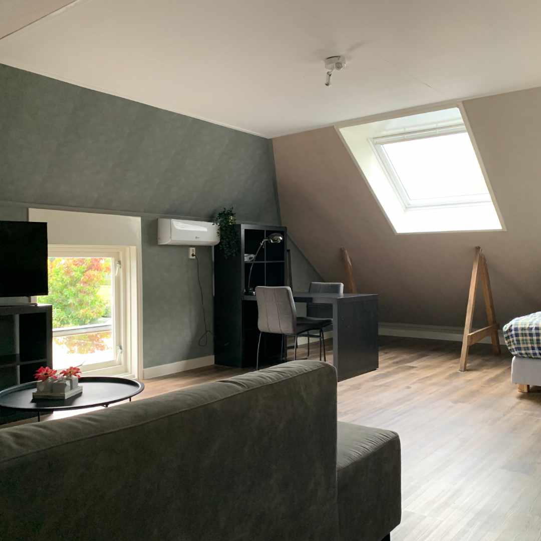 placeholder image-sq